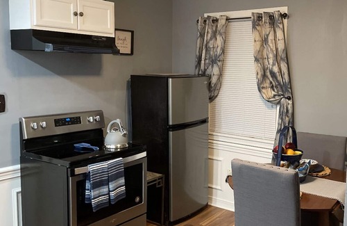 Tougaloo House | Private Entire Home 3BR/1BTH