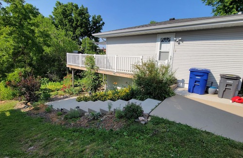 Dubuque Apartment | Private entrance/space. Peaceful getaway. Close to events.