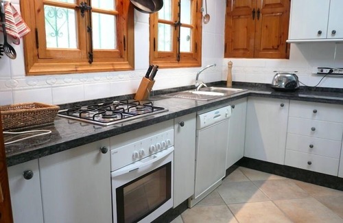 Casarabonela House | Private finca in Andalusia with large pool, garden, sauna, barbecue, up to 14 pers.