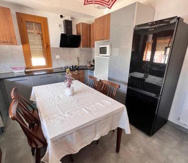 Raoued House | Private floor of a villa - 10 min to airport
