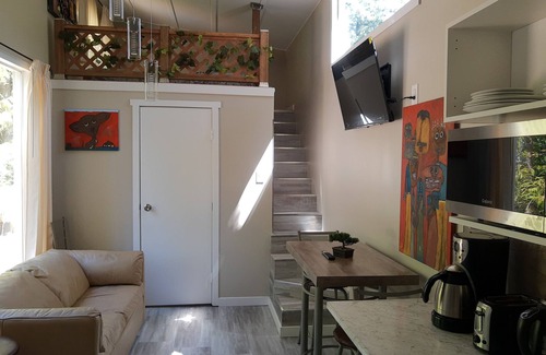 Otter Point Cabin | Private Forest Cove Getaway
