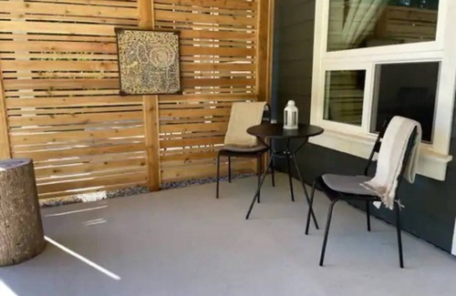 Roberts Creek Apartment | Private Garden Studio # 1 Near the Ocean