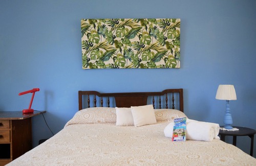 Saint Andrew Bed & Breakfast | Private Gated House in Natural Environment