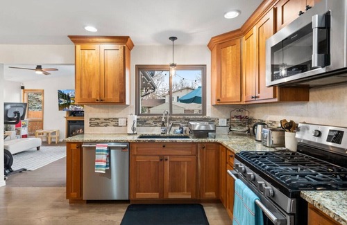 Arvada House | Private Heated Pool~Lakefront~Kitchenette~Sleeps 12~Peloton Bike!