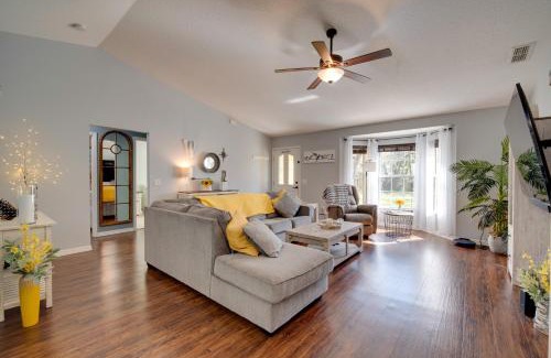 Homosassa House | Private Heated Pool Sunny Homosassa Stay!