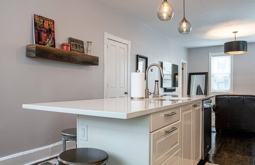 West Town House | Private Historic Coach House Wicker Park