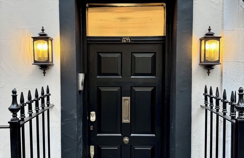 London City Centre House | Private Historic Townhouse. Incredible Central Location by Covent Garden