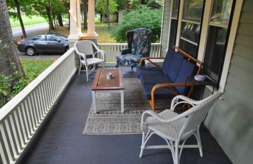 Fleischmanns House | Private Hot Tub - 3 bedroom Village Home