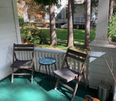 Fleischmanns House | Private Hot Tub - 3 bedroom Village Home