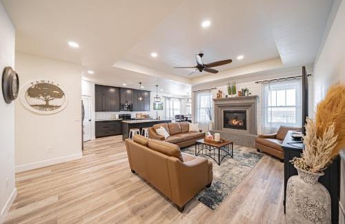 Ashton House | Private Hot Tub and Deck Teton Valley Getaway
