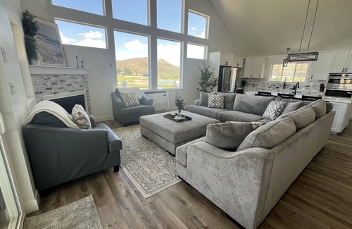 Sweetwater House | Private Hot Tub and P-ball/B-Ball Court! Ideal Beach Access, and Golf nearby!
