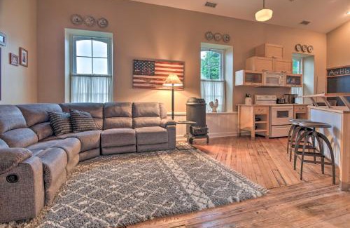 Wrightsville House | Private Hot Tub at Cozy Wrightsville Cottage!