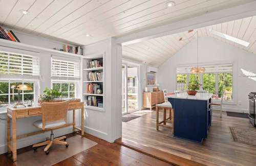 Yarmouth Port House | Private Hot Tub, Near Dennis Pond
