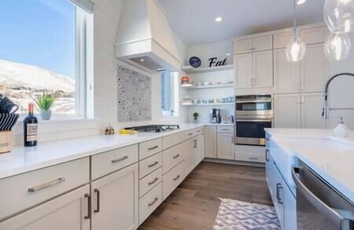 Deer Mountain House | Private Hot Tub, Views of the Lake, just min to Main St!, Private Hot Tub, Views of the Lake, just m
