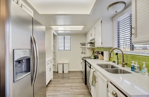 Cottonwood Heights House | Private Hot tub-Between Big &Little Cottonwood Cny