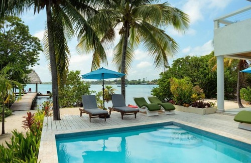 Placencia Villa | Private Island Beachfront Villa 1 Min From Village