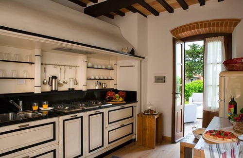 Tavarnelle Val di Pesa Villa | Private villa with Swimming Pool, Tuscany