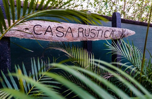 Palm Beach Estates House | Private Jungle Beach Surfhouse>Fast WIFI>Equipped Kitchen>Laundry>Fenced>Parking