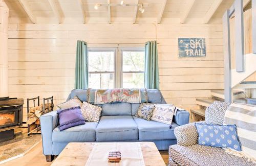 Poyntelle House | Private Lake Access and Canoes Pennsylvania Cottage