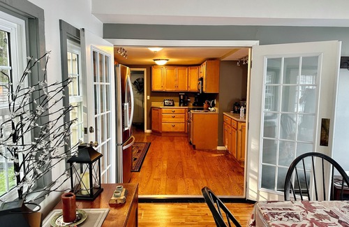 Town of Nelson House | Private Lake House On Beautiful Tuscarora Lake/5 Bdrm/3 full Bath/waterfront