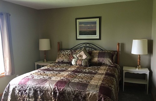 Rapid River Cabin | Private Lake Lodge for a Great Getaway