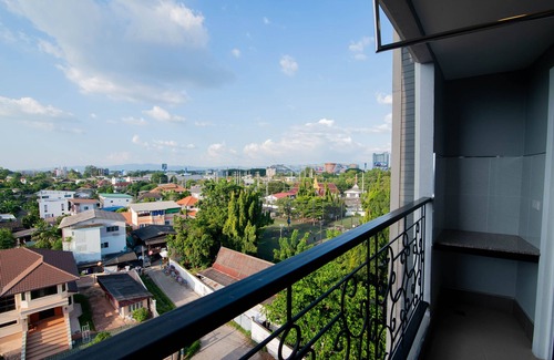 Wat Ket Condo | Private Lux wooden design 2 bedrooms 80sqm condo EN/CN