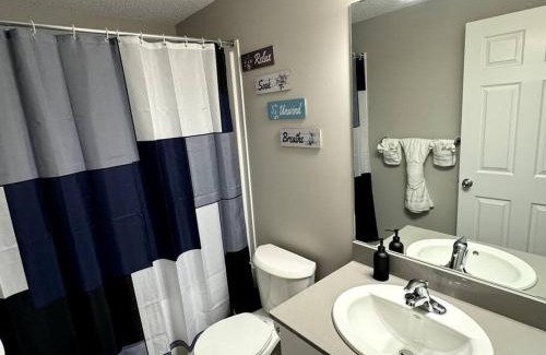 West Edmonton Apartment | Private Luxury Suite Near West Edmonton Mall