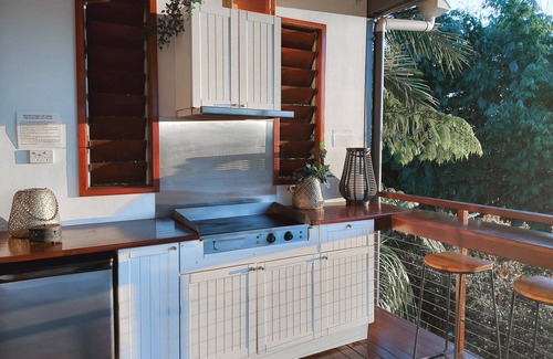 Wongawallan House | Private Mountain Retreat - A Stones Throw from all the Gold Coast Attractions