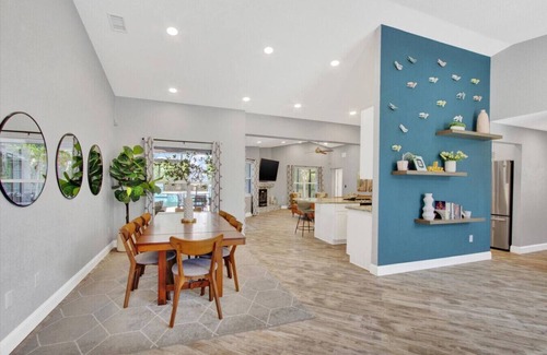 South Pinellas Community Council House | Private Oasis W/Heated Pool, Hot Tub, & Zipline