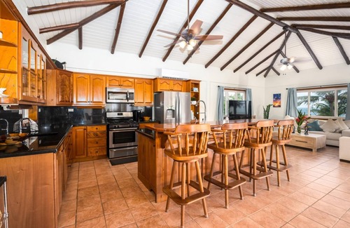 Placencia Apartment | Private Oceanfront 4-Bed Villa w/Pool on Huge Lot