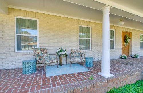 Florida Panhandle House | Private Patio and Hot Tub Bayside Home in Pace!