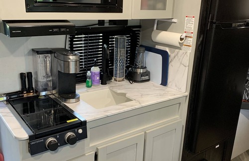 Wynnewood RV Rental | Private peaceful country escape w/3 furnished campers