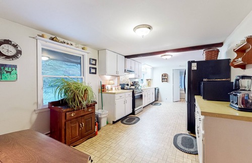 Northfield House | Private & peaceful dog-friendly mountain retreat with porch, fireplace, & W/D