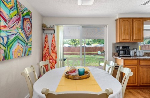 Pinellas Park House | Private Pool 15 Mins to Beach & Downtown St. Pete