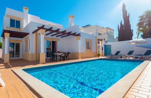 Castelo Villa | Private Pool, BBQ & Ping-Pong – Sesmarias