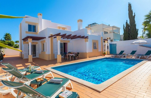 Castelo Villa | Private Pool, BBQ & Ping-Pong – Sesmarias