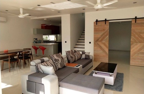 Kampung Kedawang Villa | Private Pool Villa 8 minutes to Cenang Beach