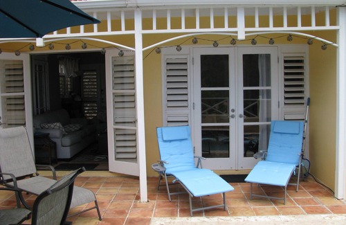 Slob Villa | Private pool with a spectacular ocean view!