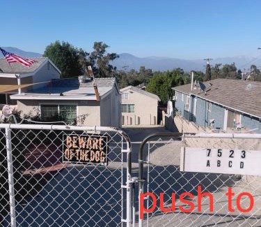 South San Gabriel Ski Chalet | private & Quiet unit D Bed & bath