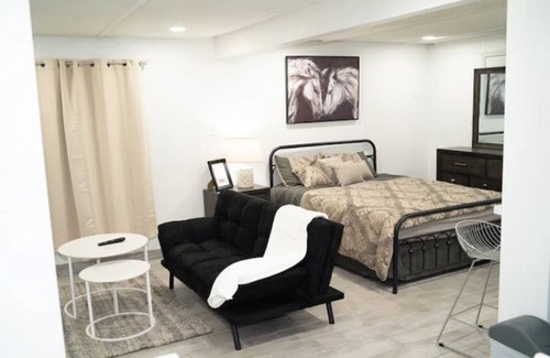 Weslaco House | Private Remodeled Guesthouse in RGV, Relax: No chores Pet Friendly Rental
