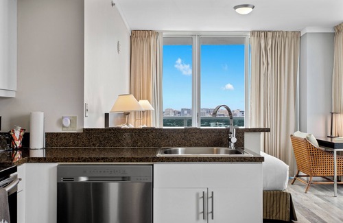 Coconut Grove Hotel | Private Residences at Hotel Arya by SoFLA Vacations