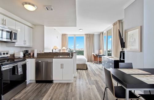 Coconut Grove Hotel | Private Residences at Hotel Arya by SoFLA Vacations