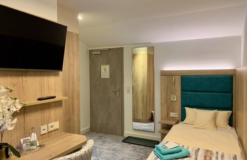 Bad Blankenburg Resort | Private room ∙ 1 guest