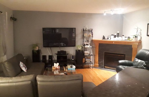 Northwest Calgary Resort | Private room ∙ 1 guest