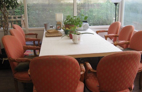 Cliftonville Resort | Private room ∙ 3 guests