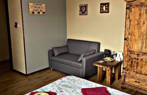 Raddon-et-Chapendu House | Private room
