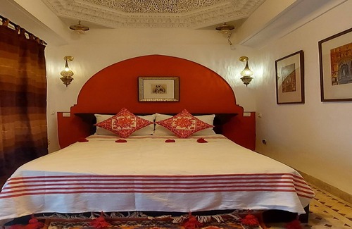 Bab Doukkala House | private room in a charming riad