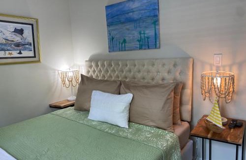 Little Haiti House | Private Rooms at Miami Centrally Located with free Parking
