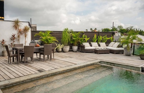 Padonan Villa | Private Sanctuary-4 Bedroom Villa in Canggu