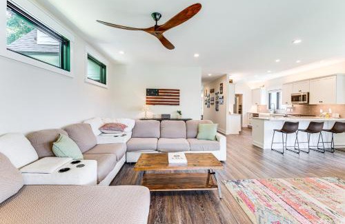 Moneta House | Private Sauna and Dock Lakefront Retreat in Moneta!